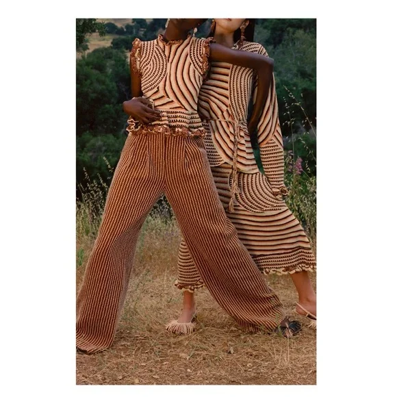 New! ULLA JOHNSON “Aurora” Ruffled Crochet Knit Top - Picture 2 of 14